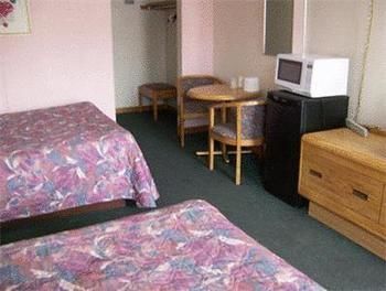 Oasis Motel By The Falls Καταρράκτες του Νιαγάρα Εξωτερικό φωτογραφία